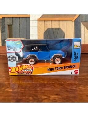 Hot‎ Wheels Pull-Back Speeders 1966 Ford Bronco 1:43 Scale Blue